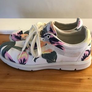 Vans Ultracush athletic shoes